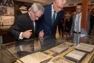 Lithuania pres. honors Jews who rescued books during Holocaust