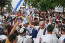 Protests also held against Yom Kippur prayers without partitions