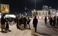 Hundreds block entrance to Jerusalem over teen's death