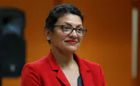 Rep. Tlaib posts picture with PLO flag