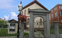 Rhode Island: Judge okays eviction of Touro Synagogue tenants