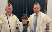 UN Ambassador's son celebrates Bar Mitzvah, puts on tefillin for the first time