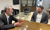 Finance Min. meets Religious Zionist candidate for Chief Rabbi
