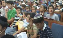 Children Studying Torah in Memory of Rav Eliyahu