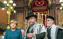 Merkel Honored by EU Rabbis