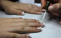 Female Officers Demand Variety in Nail Polish