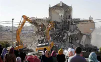 IDF Demolishes Illegal Arab Buildings Near Maale Adumim