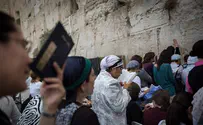 Rock-throwers on Temple Mount wound worshipper at Kotel
