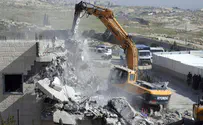 Jerusalem Arabs demolish their own homes