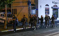 Arab rioters attack police in Jaffa