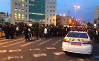 Watch: Yerushalmi Faction protest at entrance to Jerusalem