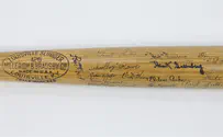Hank Greenberg bat sells for more than $25,000