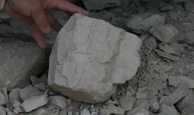 Fragments of ancient Jewish stoneware
