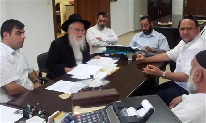 Rabbi Moshe Havlin, Chief Rabbi of Kiryat Gat