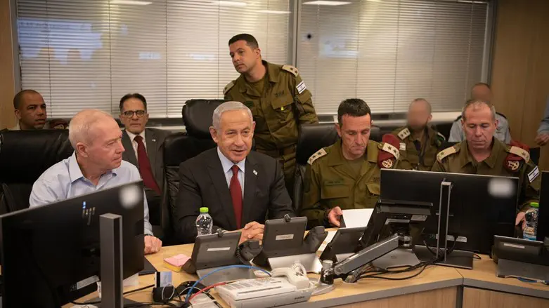 Gallant, PM Netanyahu, and Herzi Halevi