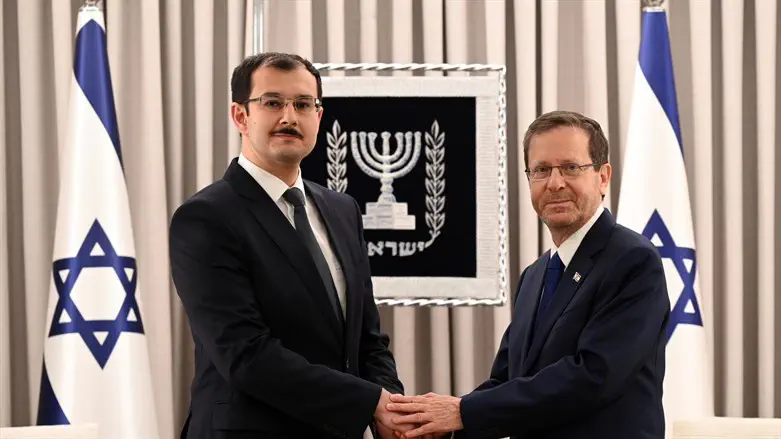Ambassador Mukhtar Mammadov with President Herzog