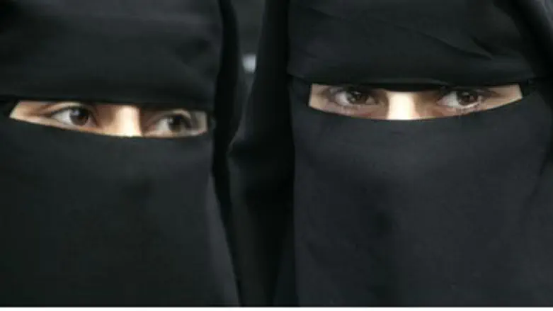 Muslim women in Gaza