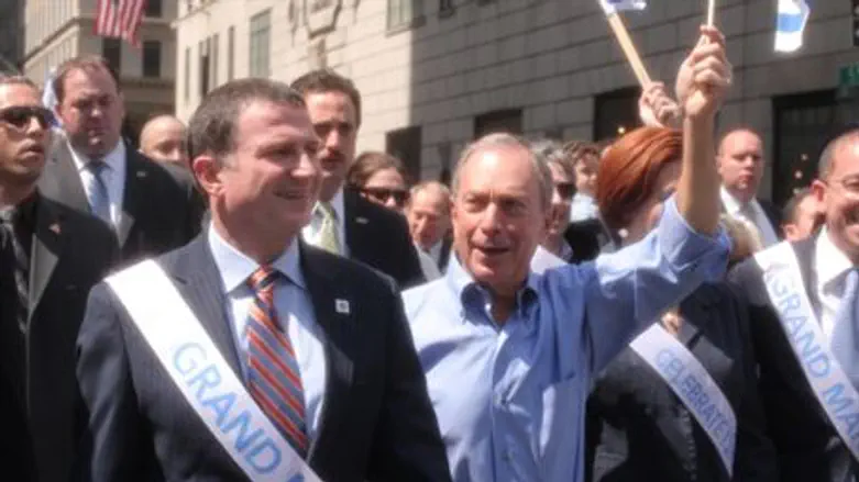 Edelstein and Bloomberg at Parade