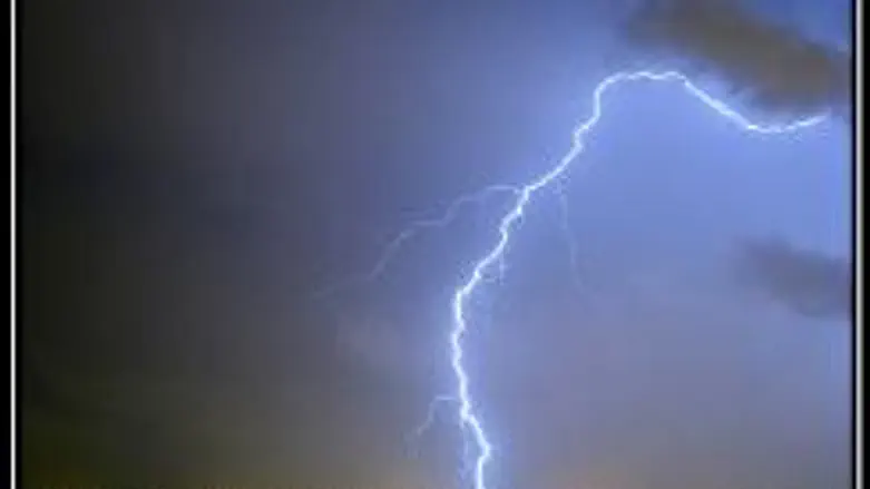Lightning over western Negev Sunday night