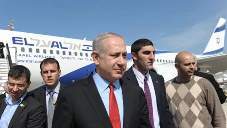 Netanyahu returns to Israel