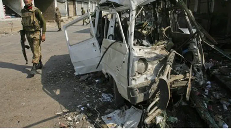 Northwest Pakistan suicide bombing (file)