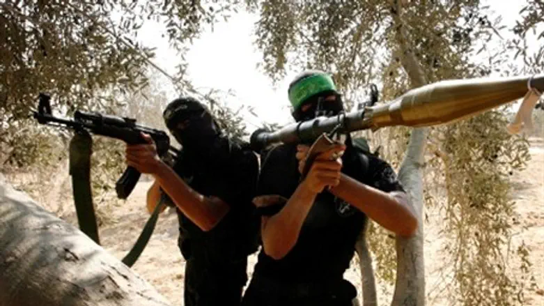 Hamas terrorists train for rocket attacks