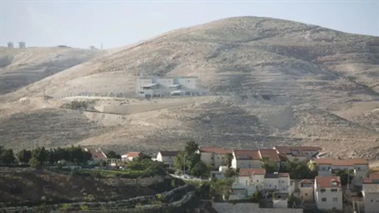 Homes on outskirts of Jerusalem 
