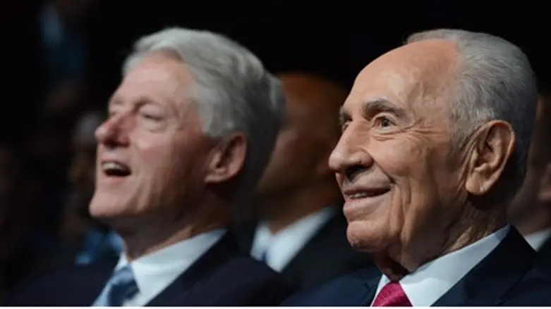 Bill Clinton, Shimon Peres