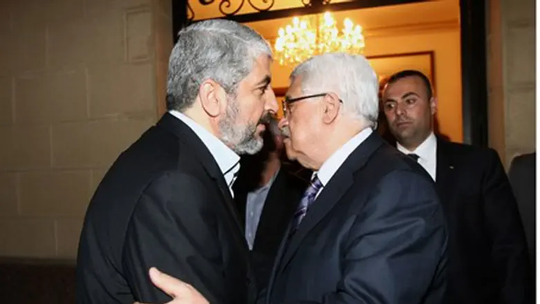 PA President Abbas Meets Hamas' Khaled Meshal