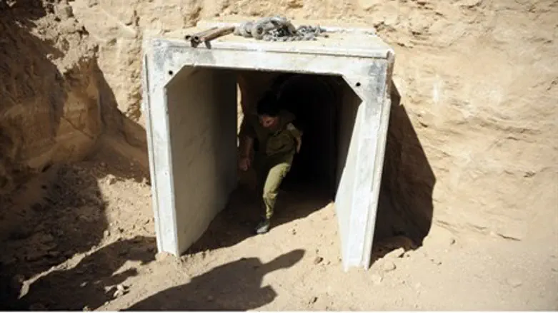 Entrance of previous tunnel uncovered by IDF