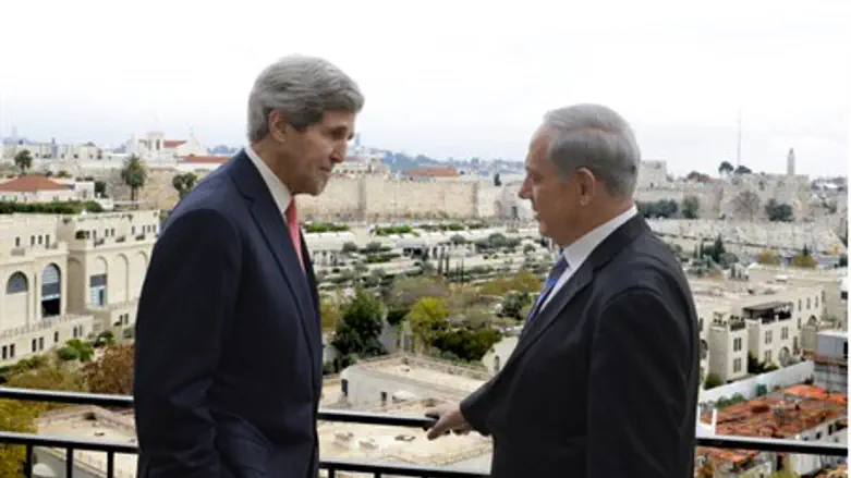 Binyamin Netanyahu and John Kerry in Jerusale