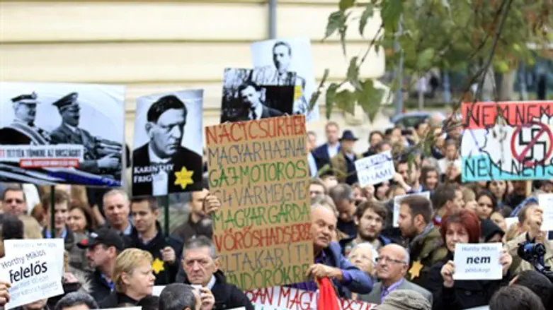 Hungarian protesters in Budapest (file)