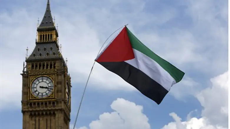 Anti-Israel protesters fly PLO flag at London