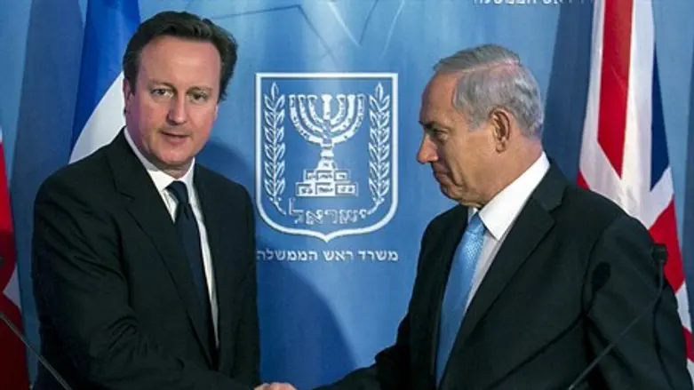 Binyamin Netanyahu and UK counterpart David C