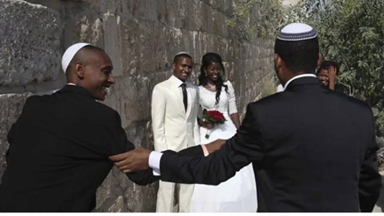 Ethiopian Jewish wedding at the Kotel (file)