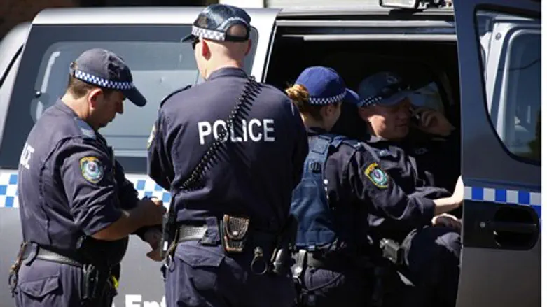 Australian counterterrorism police swoop on s