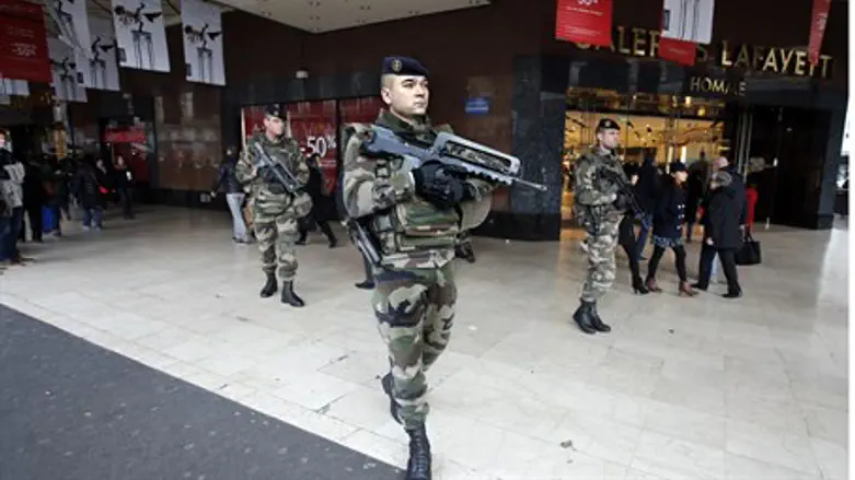 French soldiers deployed in Paris