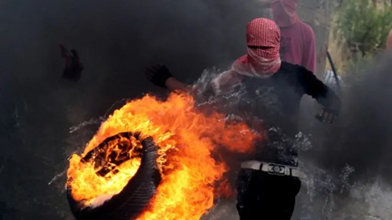 Arabs riot on 'Nakba Day' (file)