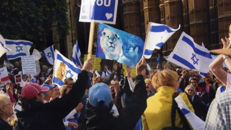 Christian supporters of Israel rally in London
