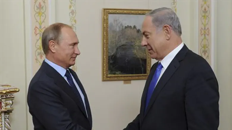 Putin and Netanyahu meet in the Kremllin