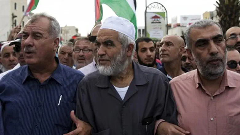 Sheikh Raed Salah at an anti-Israel march with other Arab leaders in Sakhnin