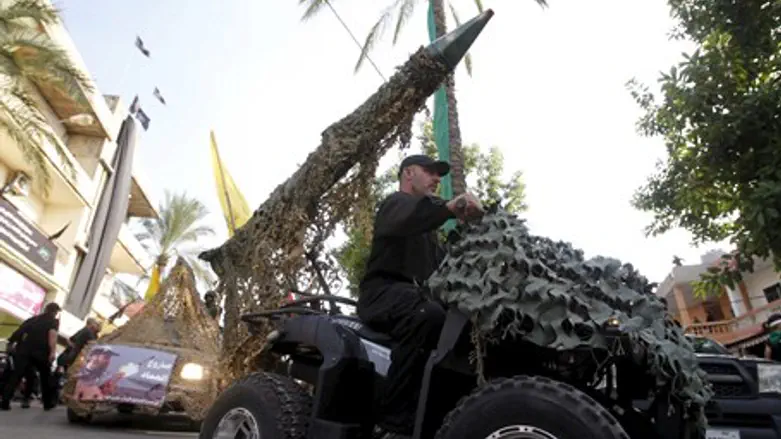 Hezbollah terrorist with missile (file)