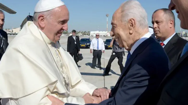Pope Francis, Shimon Peres (archive)