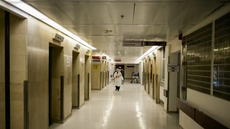 Hospitals empty due to strikes (illustrative)