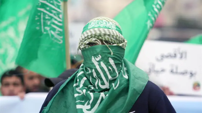 Hamas rioter in Kalandia, outside Jerusalem