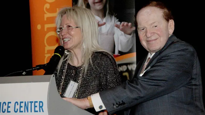 Dr. Miriam and Sheldon Adelson at a Birthright Israel Foundation event
