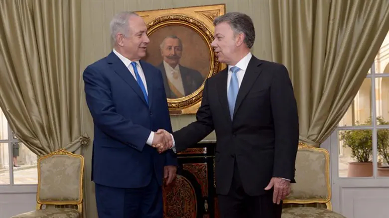 Binyamin Netanyahu and Juan Manuel Santos
