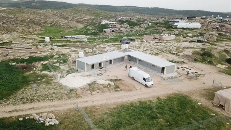 Illegal EU-funded school at Hirbet Z'nutah