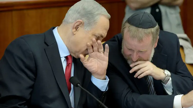 Netanyahu, Mandelblit