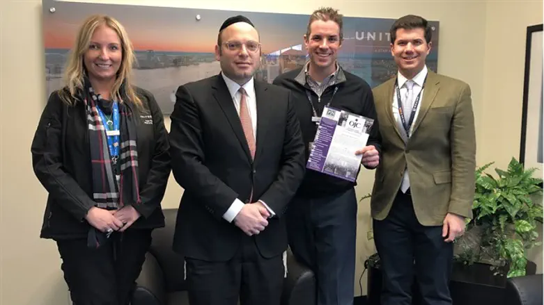 Duvi Honig with United Airlines officials 